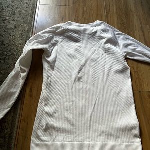 Lululemon fitted sweater